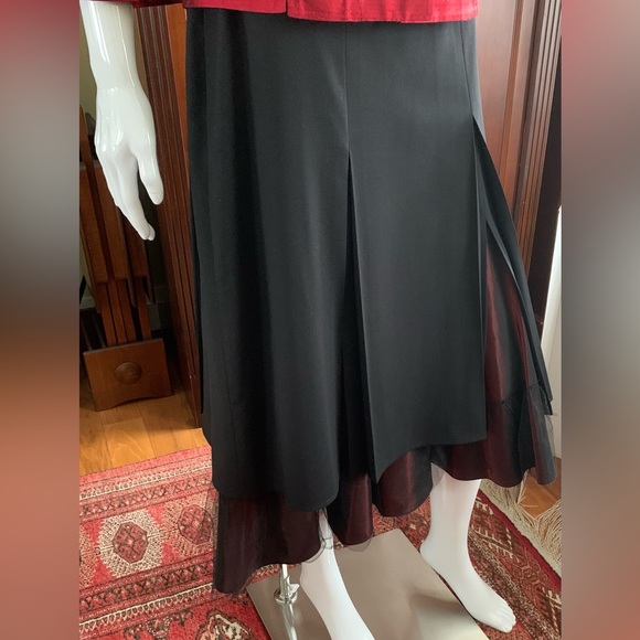 Black 96% fine wool skirt at knee length with four long pleaded sexy slits US 12 - Picture 11 of 13